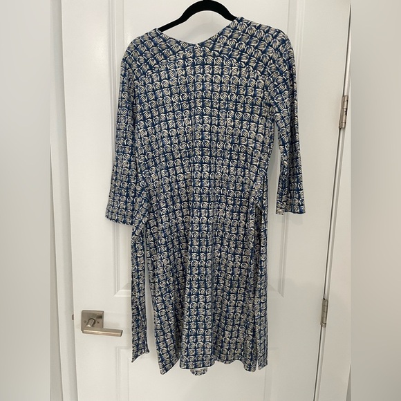 J. McLaughlin Blue Print 3/4 Sleeve Ponte Knit Tie Dress Medium Office Work G51 - Picture 5 of 8